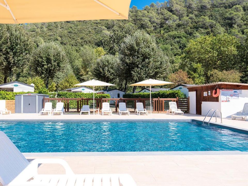 Camping  Au Vallon Rouge - Camping Alpes-Maritimes