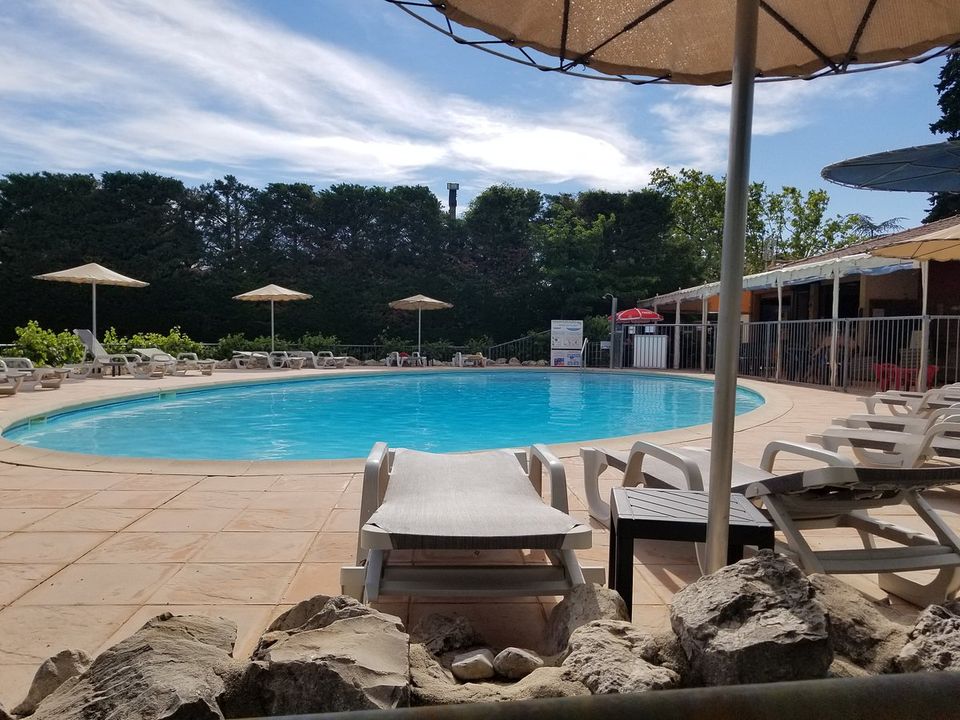 Camping Des Favards - Camping Vaucluse