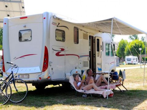 Camping de Binnenvaart - Camping Belgisches Limburg - Image N°2