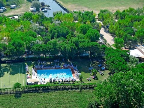 Badiaccia Camping Village - Camping Perugia - Image N°3