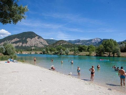 Camping le Lac Bleu - Ciela Village - Camping Drôme