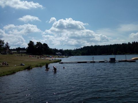 Camping du Lac de Devesset - Camping Ardèche