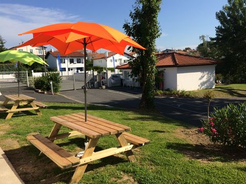 Village de Chalets Auguste Delaune - Camping Pyrénées-Atlantiques - Image N°4