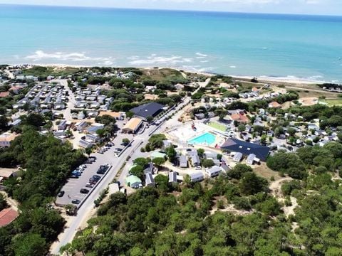 Camping l'Anse des Pins - Camping Charente-Maritime - Image N°0