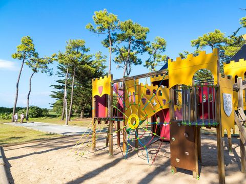 FLOWER Camping Tamarins Plage - Camping Charente-Maritime