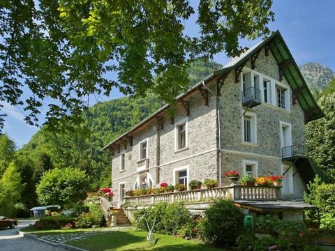 Le Château de Rochetaillée - Camping Isère - Image N°3