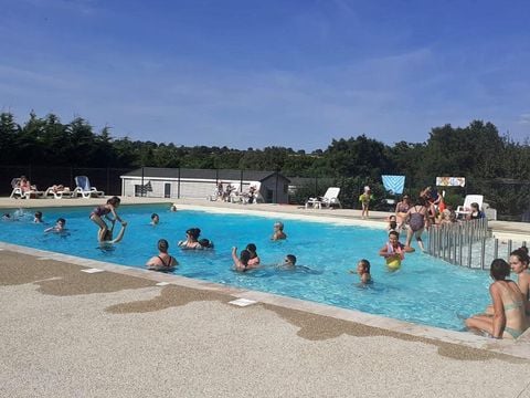 Camping Au Lac d'Hautibus - Camping Deux-Sèvres