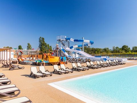 Camping Marina d'Erba Rossa - Camping Nordkorsika