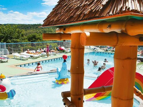 Camping Sites et Paysages - Le Petit Bois - Camping Ardèche - Image N°2