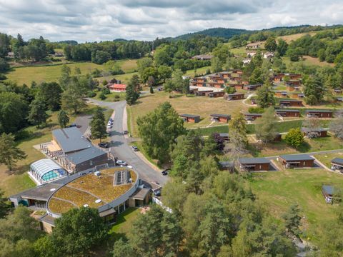 Village Vacances Bel-Air Village Les Demeures du Lac - Camping Puy-de-Dôme - Image N°0