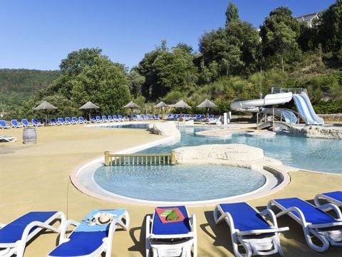 Résidence Club Odalys Le domaine des Hauts de Salavas - Camping Ardèche