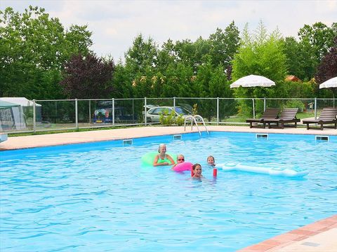 Camping La Fontaine du Roc - Camping Lot-et-Garonne