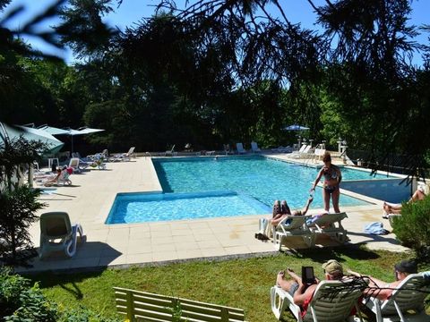 Camping Château de Lacomté - Camping Lot - Image N°0