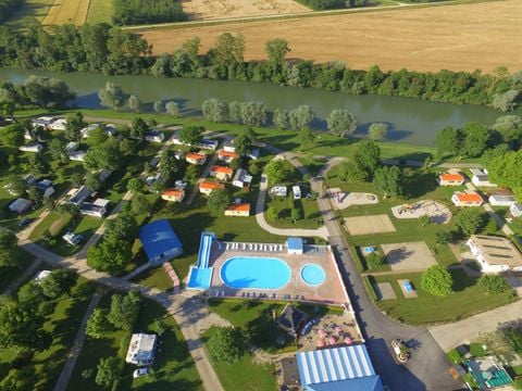 Camping Les Bords de Loue - Camping Jura