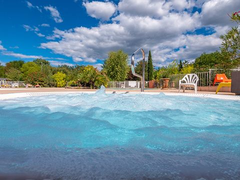 Camping La Nouzarede - Camping Ardèche