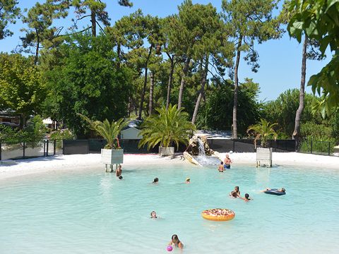 Camping Les Pins d'Oléron  - Camping Charente-Maritime