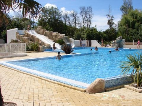 Camping Le Phare Ouest - Camping Charente-Maritime - Image N°0