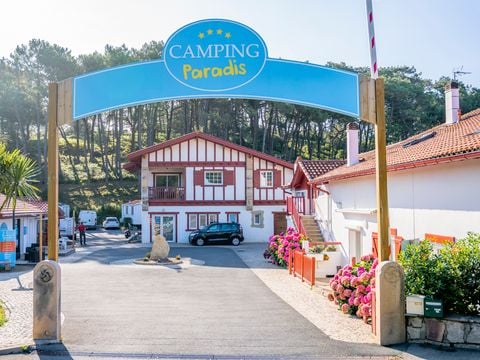 Camping Paradis - La Ferme Erromardie - Camping Pyrénées-Atlantiques - Image N°2