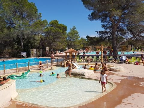 Tour Opérateur sur le Camping La Pierre Verte - Camping Var - Image N°2