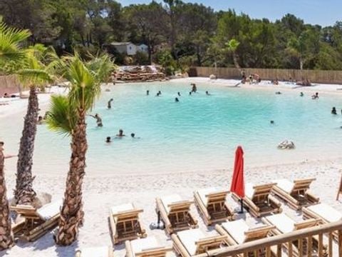 Tour Opérateur sur le Camping La Pierre Verte - Camping Var