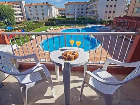 Apartaments Estartit Confort - Camping Girona