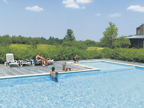 Residence Les Jardins du Golf - Camping Belgisches Luxemburg - Image N°3