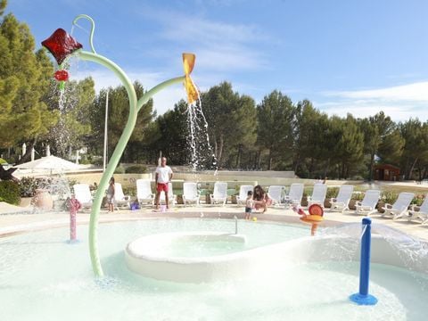 Pierre & Vacances Village Pont-Royal en Provence - Camping Bouches-du-Rhône - Image N°3