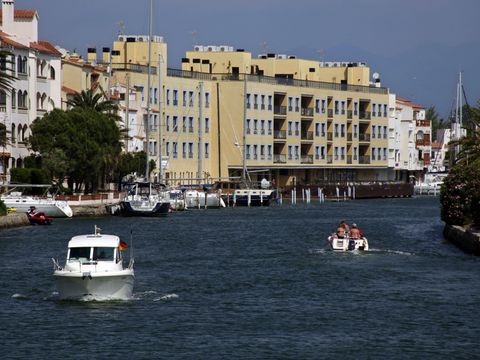 Pierre & Vacances Résidence Empuriabrava Marina - Camping Girona - Image N°3