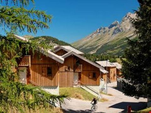 L'Oree des Pistes - Camping Savoie - Image N°0