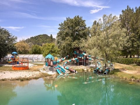 Villatent le Lac Bleu - Camping Drôme - Image N°0