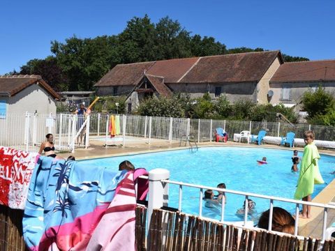 Camping Sun Valley - La Garenne Eguzon - Camping Indre