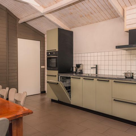 FERIENHAUS 18 Personen - Familienhaus + Whirlpool + Blockhütten