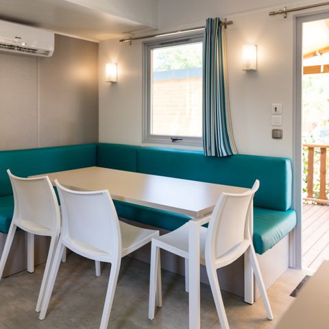 Mobilheim 4 Personen - Premium | 2 Zi. | 4 Pers. | Einfache Terrasse | Klimaanlage | TV