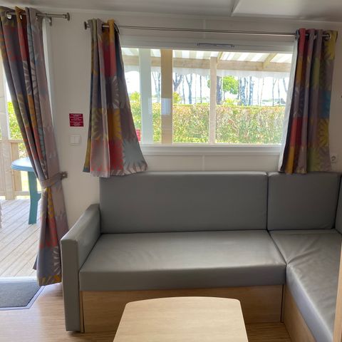 Mobilheim 6 Personen - Standard 35m² (3 Zimmer) mit überdachter Terrasse + TV