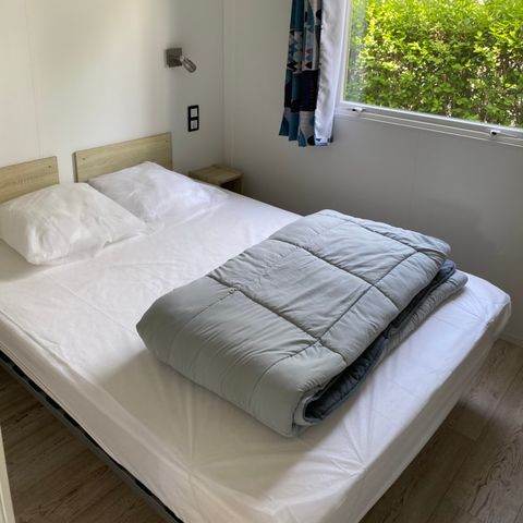 Mobilheim 4 Personen - Confort 32 m² (2 Zimmer) überdachte Terrasse +TV