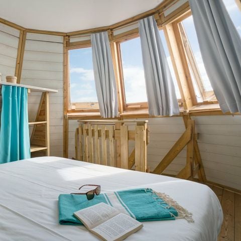 AUßERGEWÖHNLICHE UNTERKUNFT 5 Personen - LODGE Magic Tipi 5p 1ch