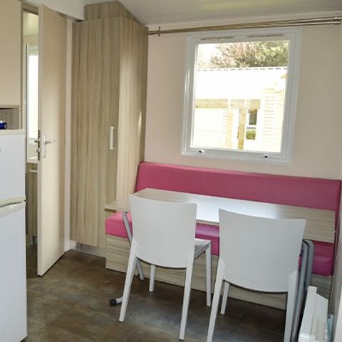 Mobilheim 4 Personen - Mobile Home | Classic | 2 Schlafz. | 4 Pers. | Einfache Terrasse | TV