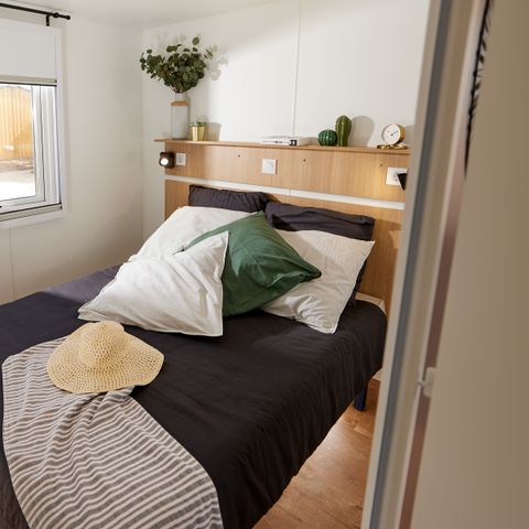 Mobilheim 4 Personen - Homeflower PREMIUM PLUS 29m² (2 Schlafzimmer) + gemachte Betten bei der Ankunft und Reinigung