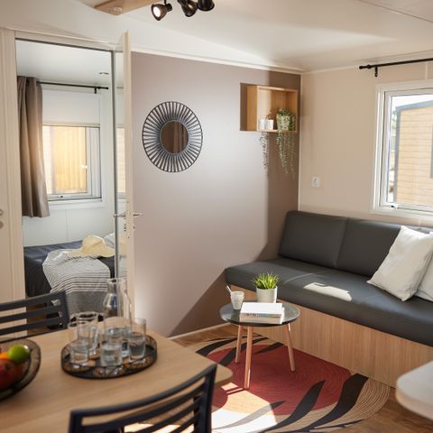 Mobilheim 4 Personen - Homeflower PREMIUM PLUS Jacuzzi 29m² (2 Zimmer) + gemachte Betten bei der Ankunft & Reinigung