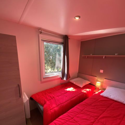 Mobilheim 6 Personen - Homeflower Premium 3 Schlafzimmer mit überdachter Terrasse + Geschirrspülmaschine