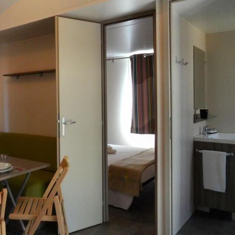 Mobilheim 4 Personen - DELUXE MIT BADEZIMMER - 2 Schlafzimmer