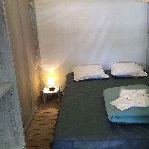 Bungalowzelt 4 Personen - ECOLODGE ohne Sanitäranlagen