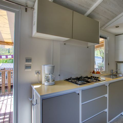 Mobilheim 4 Personen - Sarcelle Confort 29m² (2 Zimmer) - überdachte Terrasse + TV