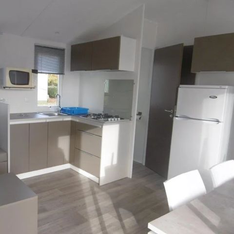 Mobilheim 6 Personen - Komfort 35m² - 3 Zimmer + halboffene Terrasse + TV