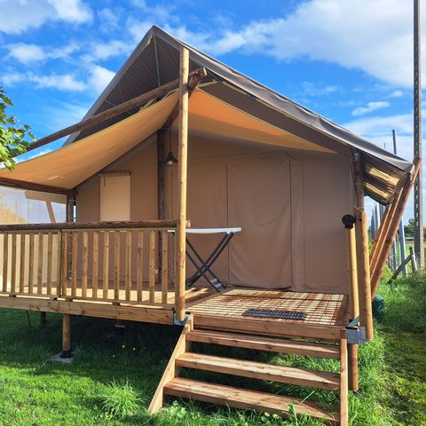 SafariZelt 4 Personen - Lodge Toilé Confort 25m² (2 Zimmer) - mit Sanitäranlagen - überdachte Terrasse