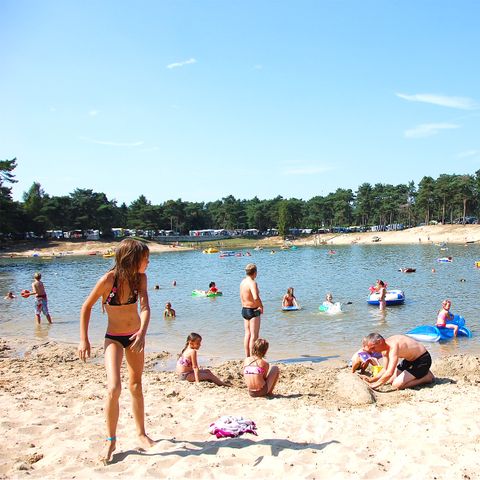 Oostappen park Blauwe Meer - Camping Belgisches Limburg - Image N°2