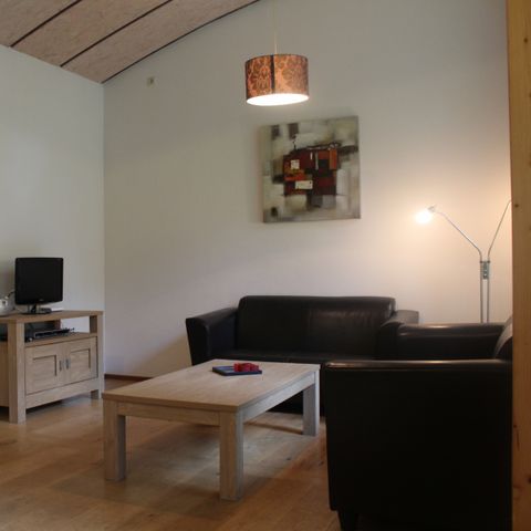 Bungalow 4 Personen - Grasdach