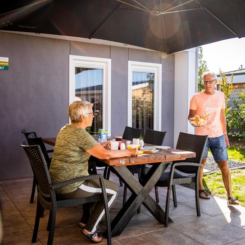 FERIENHAUS 4 Personen - Ravenbosch Royaal - Bad, Atmosphäre, Kamin und Gartenhaus