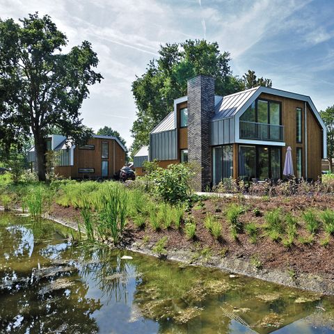 FERIENHAUS 10 Personen - Villa am Ufer